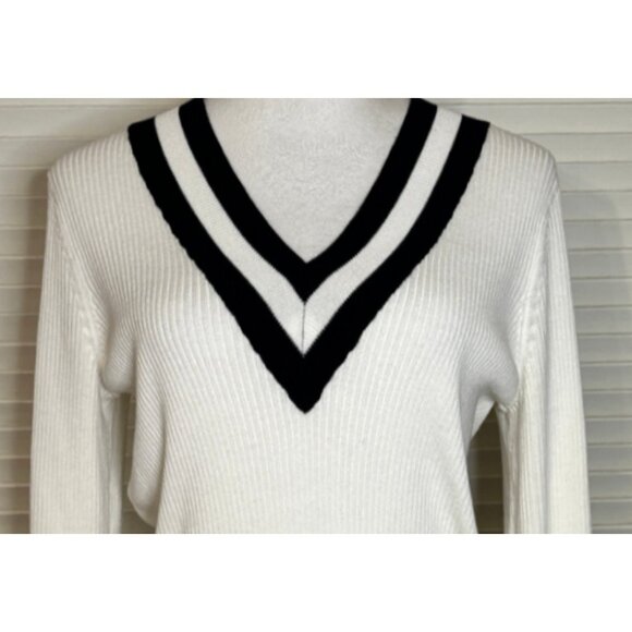 Ribbed‎ Knit Womens White V-Neck Cricket Varsity Long Sleeve Sz M Preppy Sweater - Picture 3 of 8